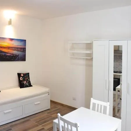 Apartament Pleasant In Near Maria Pia Beach
